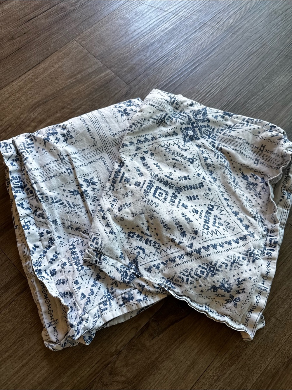 Lauren Ralph Lauren pillow shams blue white set of two 20x24